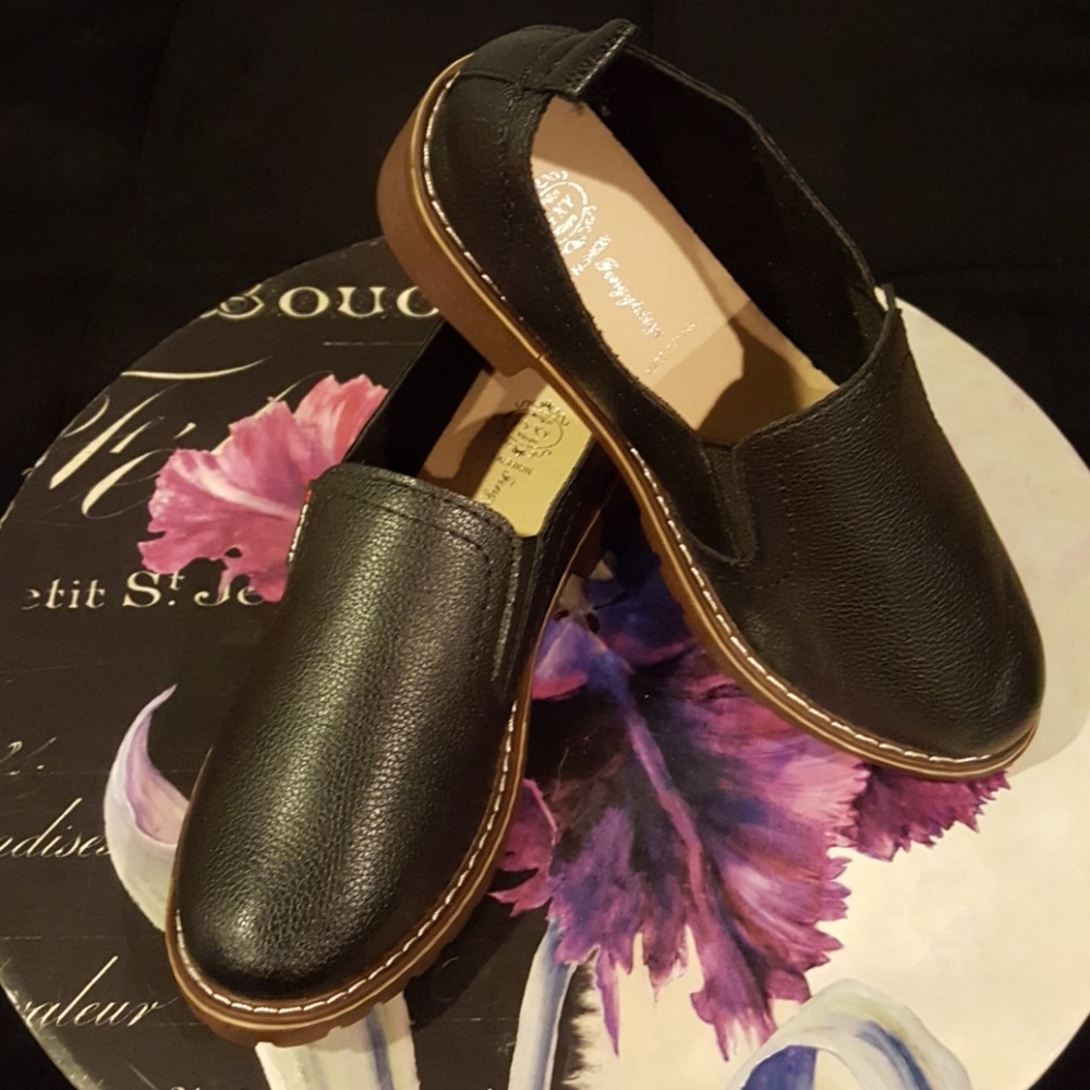 NWOB Girl's Oxfords